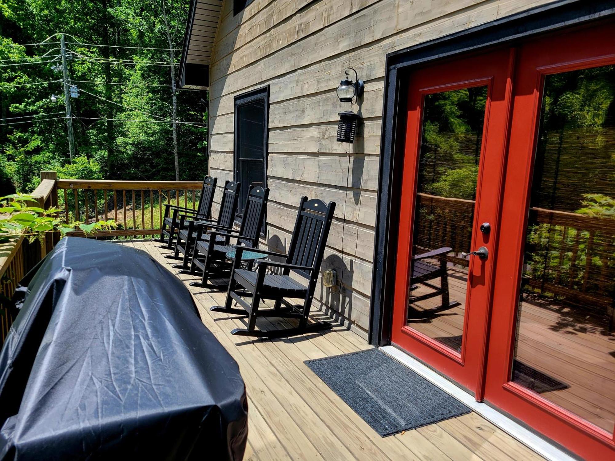 Lil Cabin In The Cove! Mtn Views, Theater, Hot Tub, Games, King Beds, Prime Location! เซอเวียร์วีล ภายนอก รูปภาพ