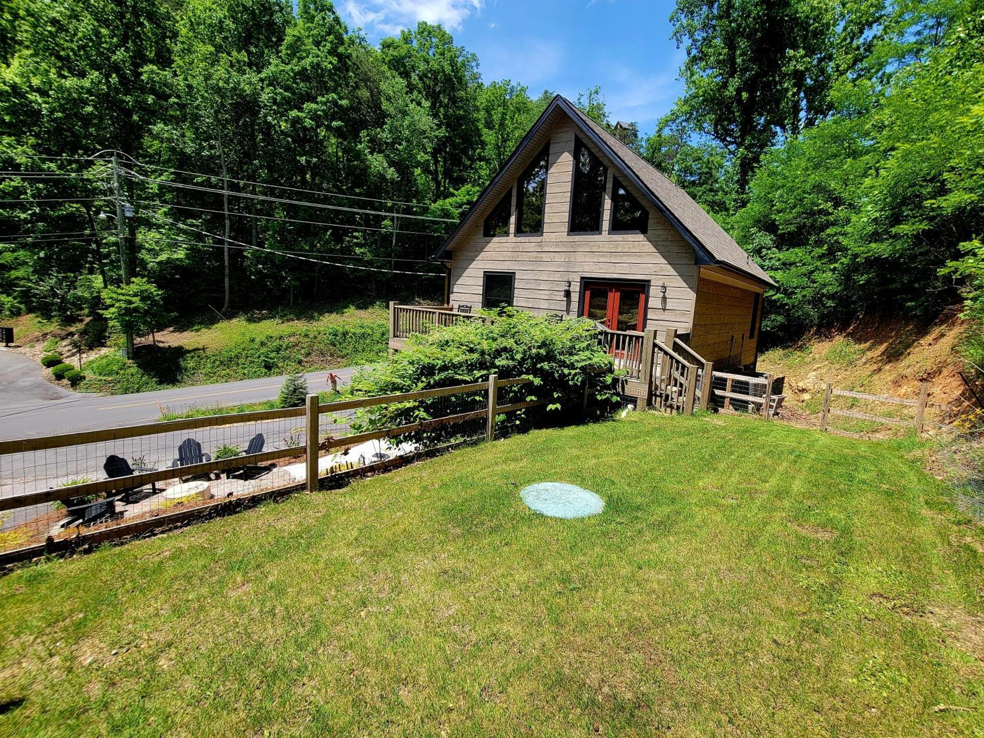 Lil Cabin In The Cove! Mtn Views, Theater, Hot Tub, Games, King Beds, Prime Location! เซอเวียร์วีล ภายนอก รูปภาพ